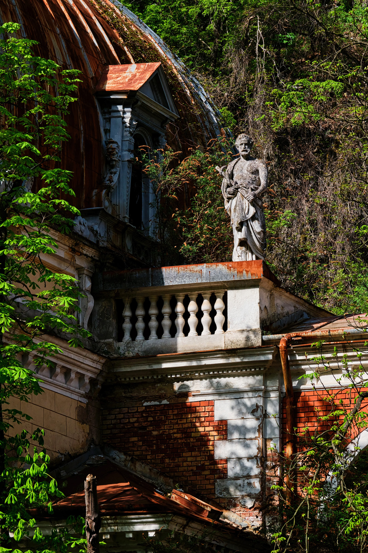 Architecture Details - Baile Herculane Resort - Destinations in Romania 28