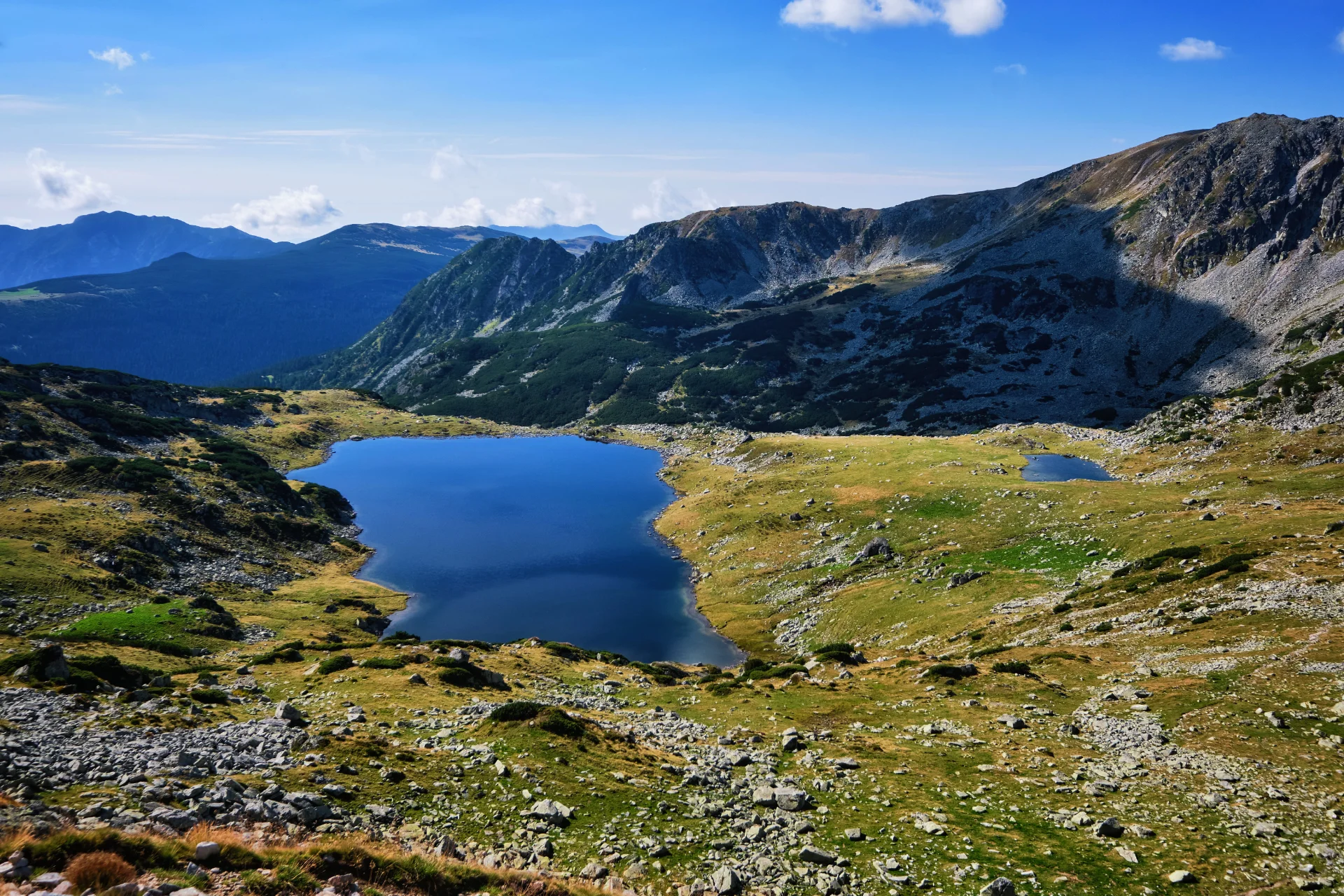 Lacul Bucura - Parcul National Retezat - Destinatii Romania 38