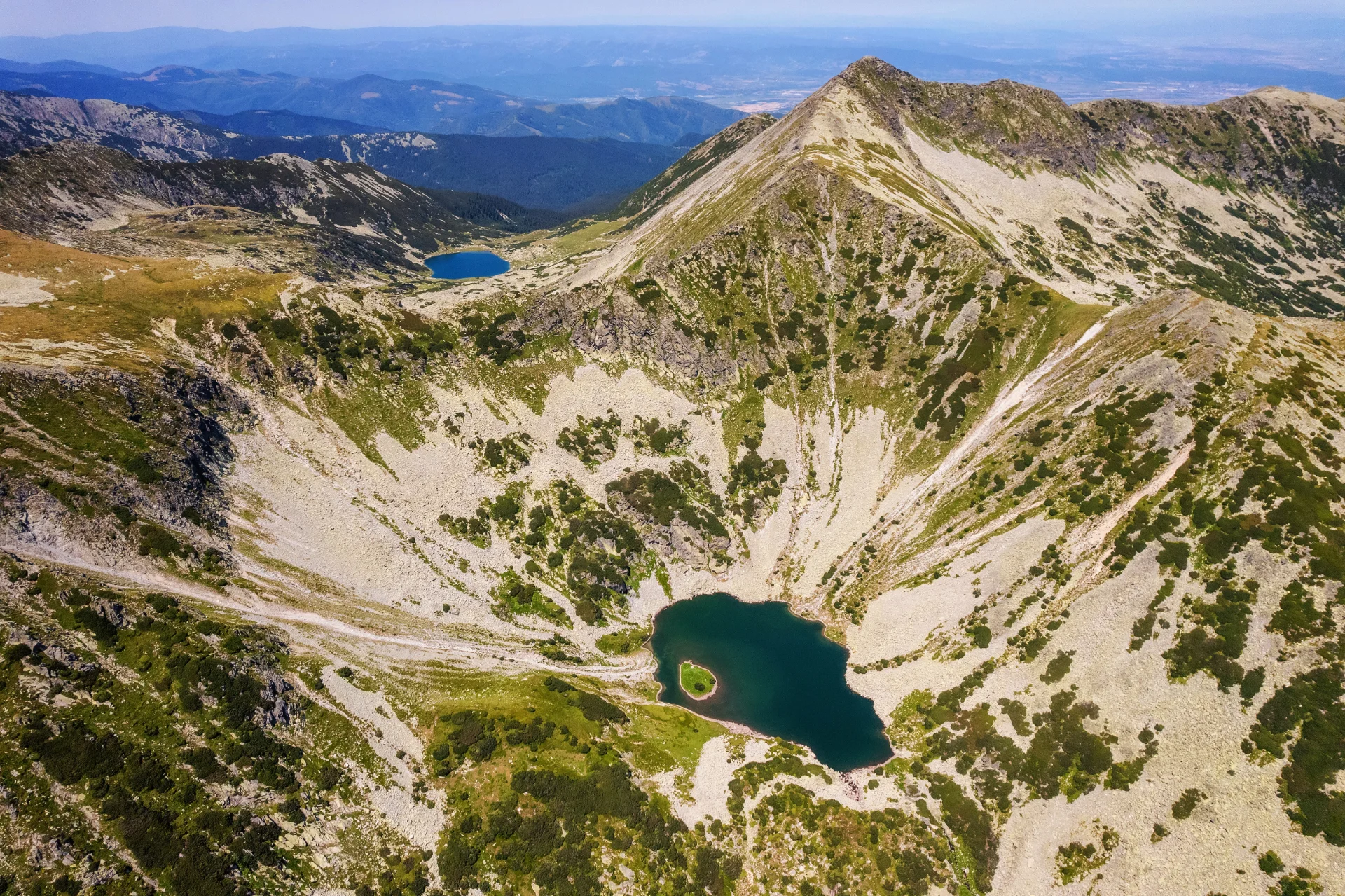 Lacul Tăul Țapului - Parcul National Retezat - Destinatii Romania 57 (1)