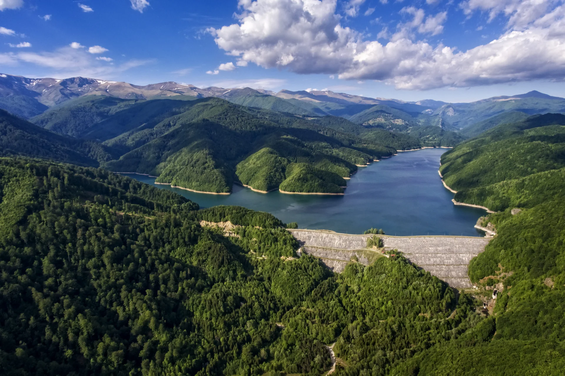 Lacul Valea lui Iovan - Parcul National Domogled - Valea Cernei - Destinatii Romania 062
