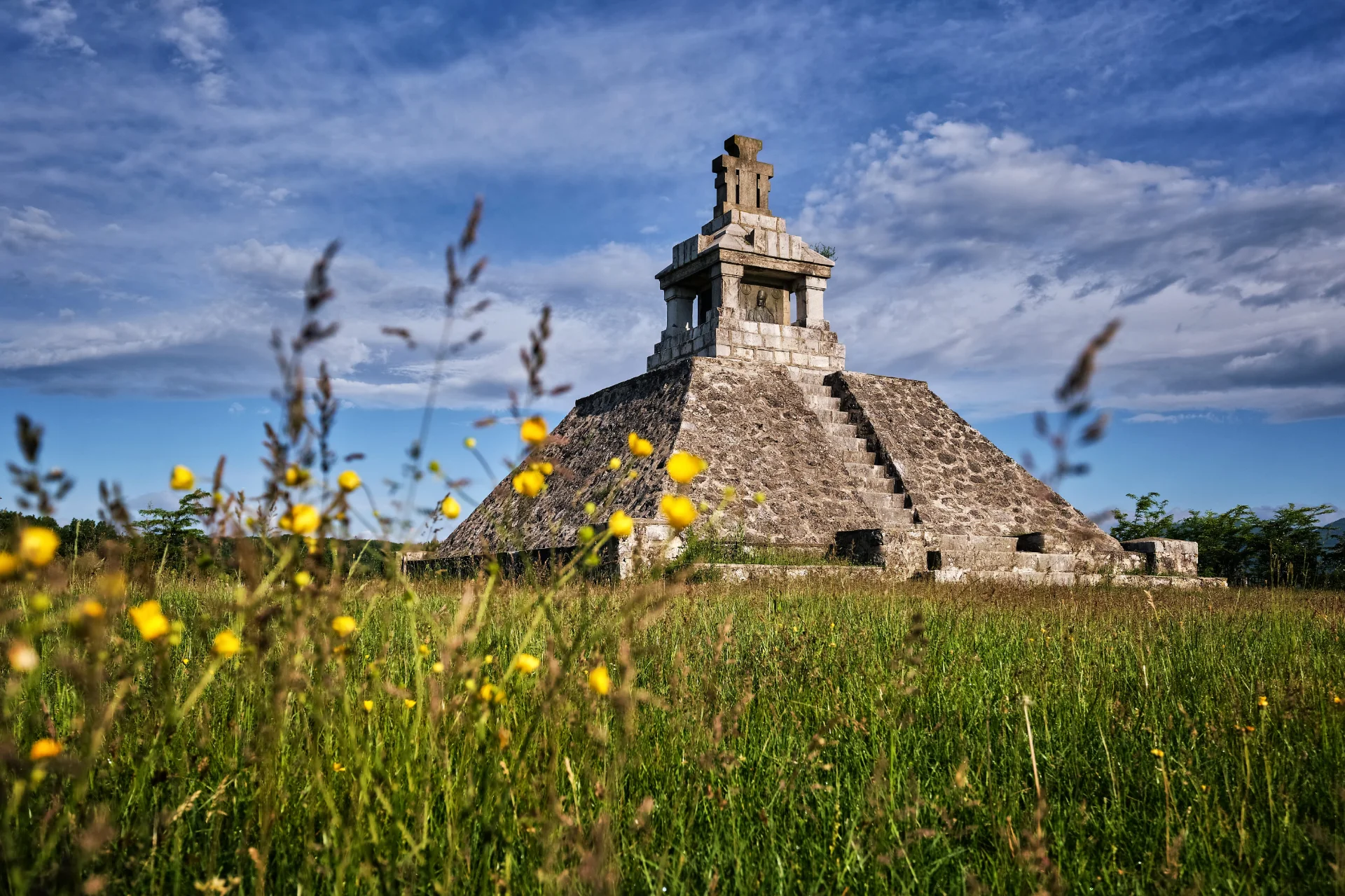 Monumentul Proclamației de la Padeș - Târgu Jiu Județul Gorj 071