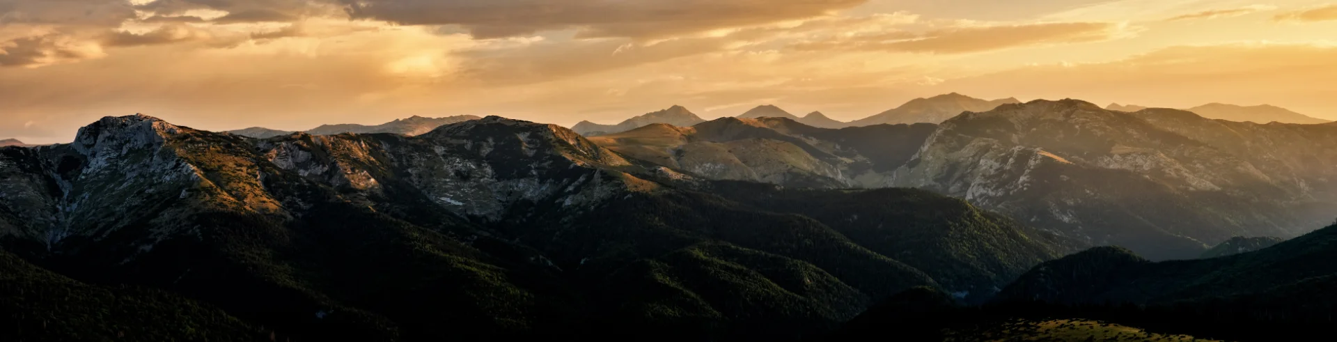 Munții Godeanu și Retezat - Parcul National Domogled - Valea Cernei - Destinatii Romania 078