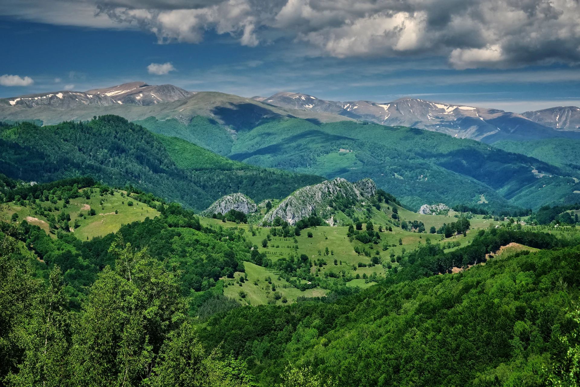 Parcul National Domogled - Valea Cernei - Destinatii Romania 031