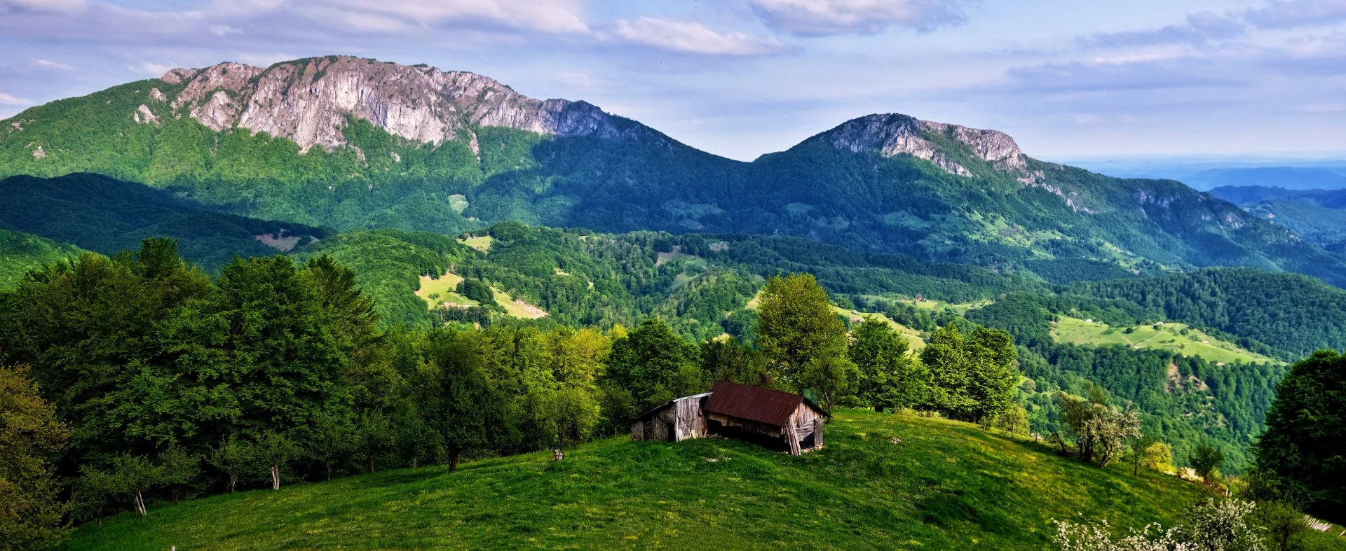 Piatra Cloșani - Parcul National Domogled - Valea Cernei - Destinatii Romania 084