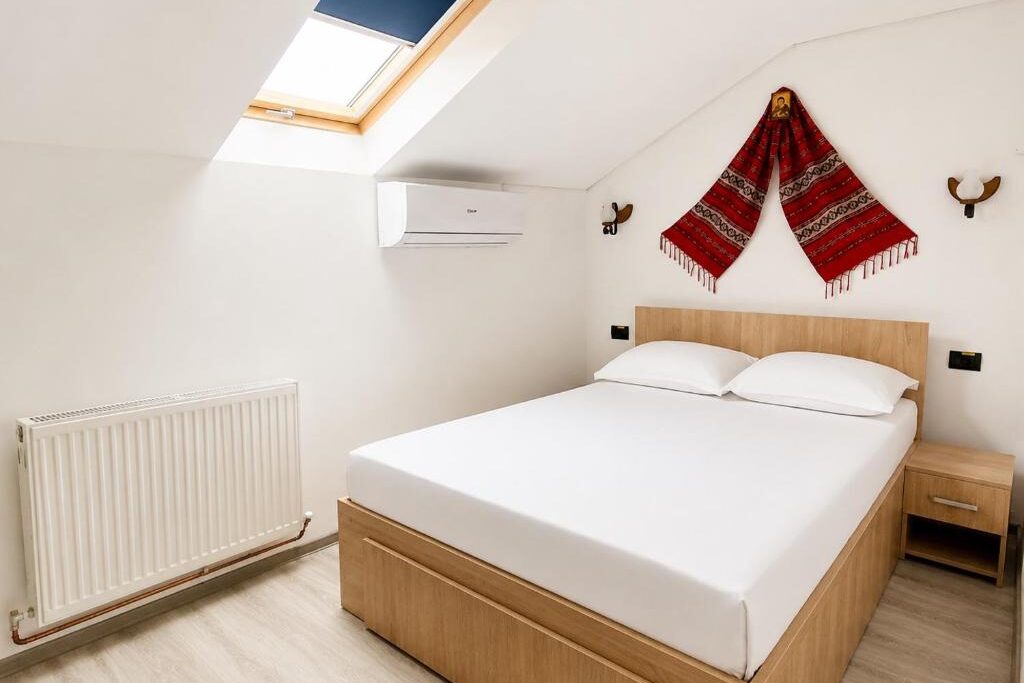 Recomandari Cazare Targu Jiu si Imprejurimi - Serenity Garden Villa Runcu