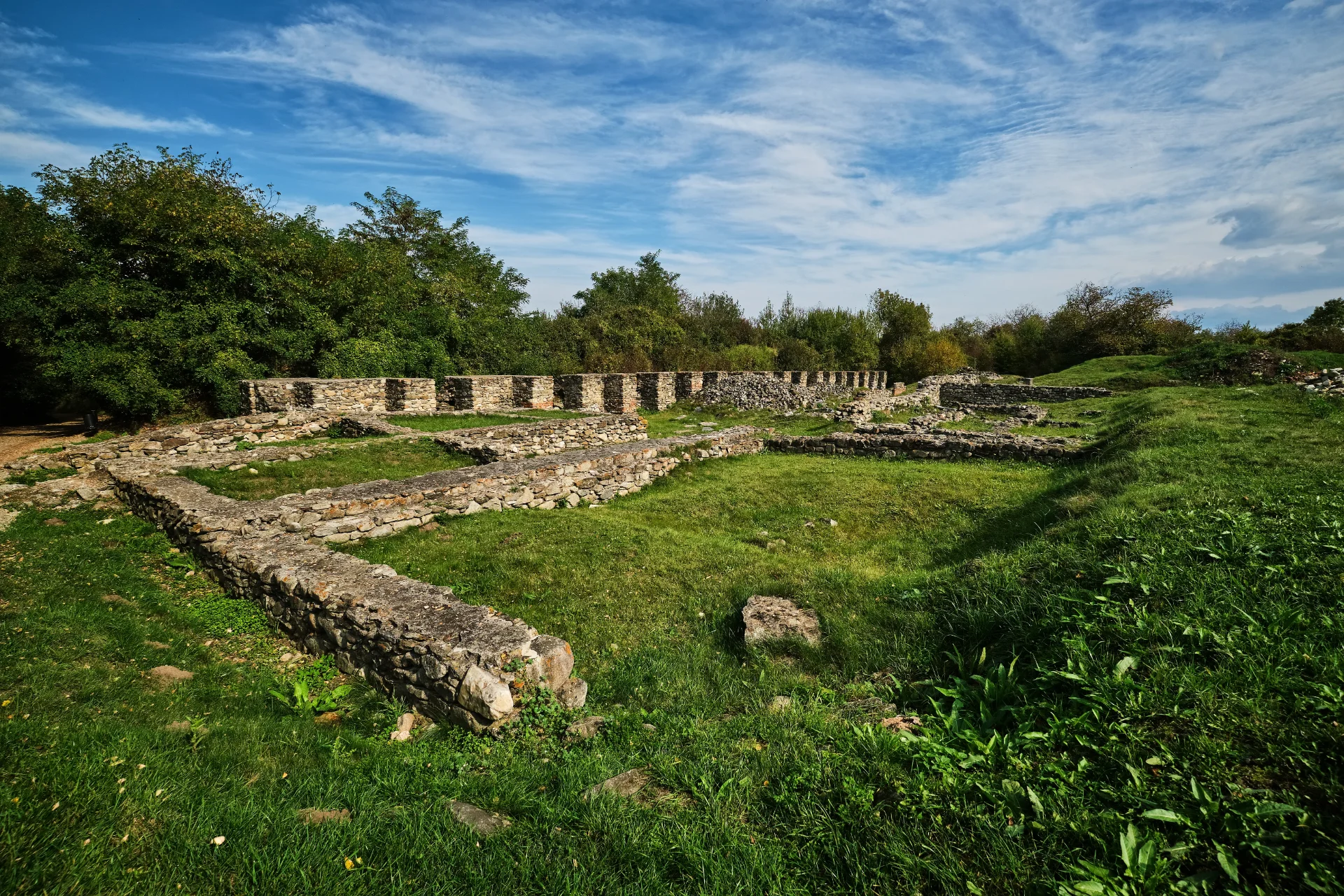 Sarmizegetusa Regia - Tara Hategului - Destinatii Romania 21