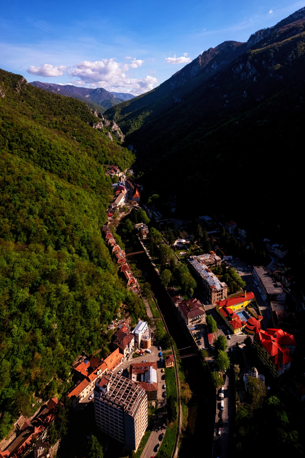 Statiunea Baile Herculane - Destinatii Romania 41